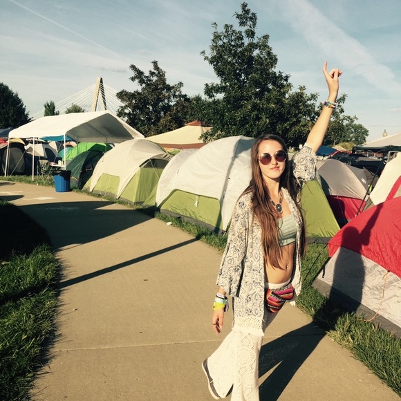 White lace beach cover ups! - Picture 2 of 6